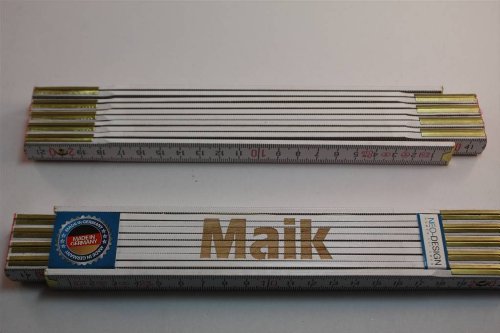 Zollstock mit Namen MAIK Lasergravur von Sachen aus Blech