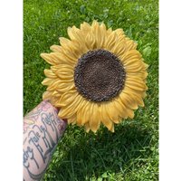 21" Resin Sonnenblume Flachdeko/Wandbehang Tischplatte Blume Großes Blumendekor von SacredSimulacrum