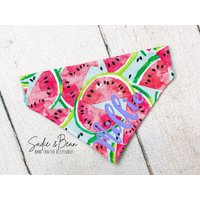 Wassermelonen Hundehalstuch, Sommer Bestickt, Obst, Bandana, Monogramm, Personalisiert, Katzenhalstuch, Halsband von SadieAndBeanBoutique