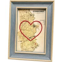 Etobicoke Herzkarte | Benutzerdefinierte Karte Geschenk Personalisierte Jubiläum Valentinstag Vintage Von Handgesticktes Herz Etobicoke Herzkarte | Benutzerdefinierte Karte Geschenk Personalisierte Jubiläum Valentinstag Vintage Von Handgesticktes Herz von SadieandJunebug