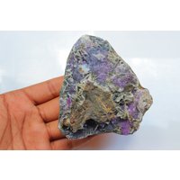 Amethyst Mit Heulandit Auf Chalcedon, Natürliche Amethyst-Geode, Amethyst-Höhle, Lila Kristall, Druzy-Kristall-Amethyst-Kristall-Geode von SadiqGemsandMinerals