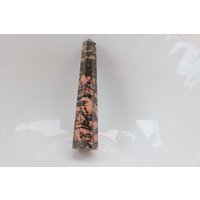 Rhodonit Turm, Polierter Rhodonit, Kristall Turm Stein, Stein Poliert, Taschen Natürlicher Rhodonit Turm, Polierter Rhodonit, Kristall Turm Stein, Stein Poliert, Taschen Natürlicher von SadiqGemsandMinerals