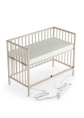 Sämann Baby Beistellbett 60x120 cm - nutzbar von 0 bis 4 Jahre - rollbar & umbaubar zum Babybett - Gurtsystem & höhenverstellbar für alle Betten (mit Basic Matratze, Sahara dust) von Sämann