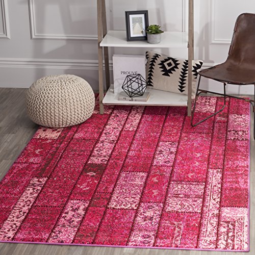 SAFAVIEH Boho Chic Teppich für Wohnzimmer, Esszimmer, Schlafzimmer - Monaco Collection, Kurzer Flor, Pink und Multi, 155 X 231 cm von Safavieh