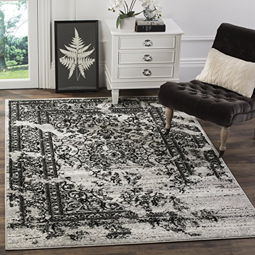 SAFAVIEH Distressed Teppich für Wohnzimmer, Esszimmer, Schlafzimmer - Adirondack Collection, Kurzer Flor, Silber und Schwarz, 155 X 229 cm von Safavieh