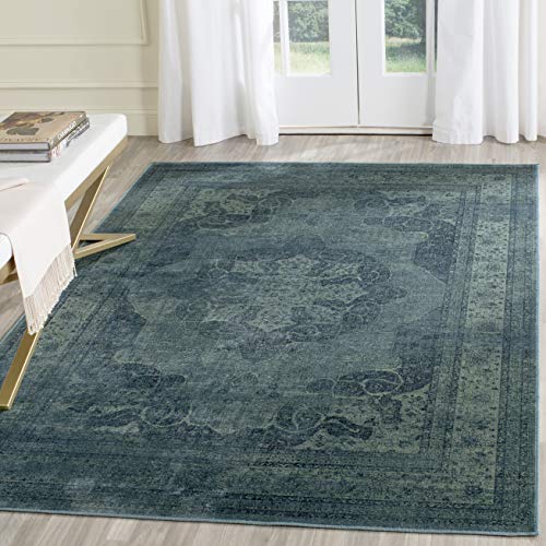 SAFAVIEH Traditionell Teppich für Wohnzimmer, Esszimmer, Schlafzimmer - Vintage Collection, Kurzer Flor, Blau und Multi, 122 X 170 cm SAFAVIEH Traditionell Teppich für Wohnzimmer, Esszimmer, Schlafzimmer - Vintage Collection, Kurzer Flor, Blau und Multi, 122 X 170 cm von Safavieh