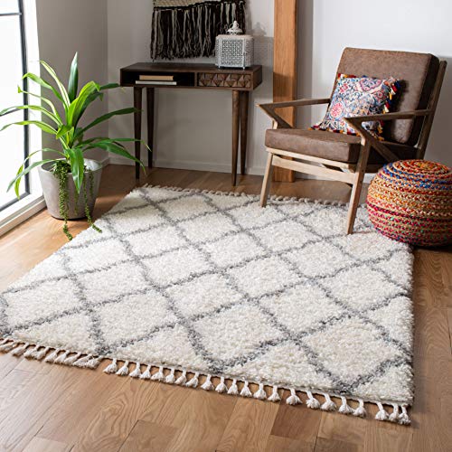 SAFAVIEH Zottelig Teppich für Wohnzimmer, Esszimmer, Schlafzimmer - Moroccan Tassel Shag Collection, Kurzer Flor, Elfenbein und Hellgrau, 160 X 229 cm von Safavieh