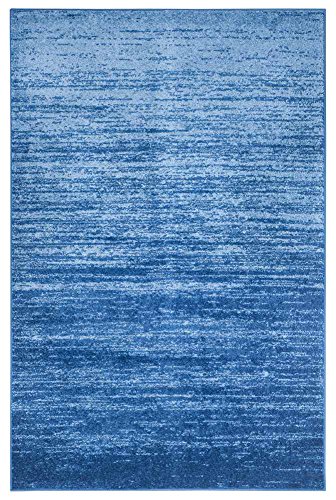 SAFAVIEH Modern Ombre Teppich für Wohnzimmer, Esszimmer, Schlafzimmer - Adirondack Collection, Kurzer Flor, Hellblau und Dunkelblau, 91 X 152 cm von Safavieh