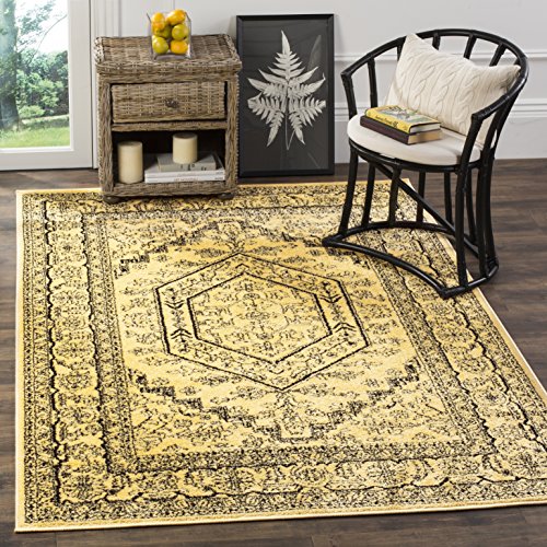 SAFAVIEH Traditionell Teppich für Wohnzimmer, Esszimmer, Schlafzimmer - Adirondack Collection, Kurzer Flor, Gold und Schwarz, 155 X 229 cm SAFAVIEH Traditionell Teppich für Wohnzimmer, Esszimmer, Schlafzimmer - Adirondack Collection, Kurzer Flor, Gold und Schwarz, 155 X 229 cm von Safavieh