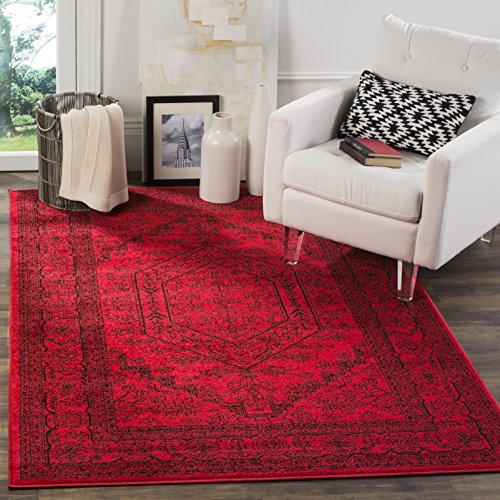 SAFAVIEH Traditionell Teppich für Wohnzimmer, Esszimmer, Schlafzimmer - Adirondack Collection, Kurzer Flor, Rot und Schwarz, 155 X 229 cm SAFAVIEH Traditionell Teppich für Wohnzimmer, Esszimmer, Schlafzimmer - Adirondack Collection, Kurzer Flor, Rot und Schwarz, 155 X 229 cm von Safavieh