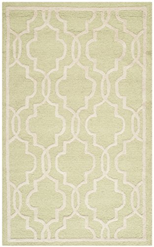 SAFAVIEH Spalier Teppich für Wohnzimmer, Esszimmer, Schlafzimmer - Cambridge Collection, Kurzer Flor, Hellgrün und Elfenbein, 91 X 152 cm von Safavieh