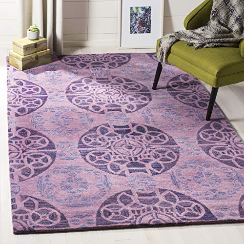 SAFAVIEH Traditionell Teppich für Wohnzimmer, Esszimmer, Schlafzimmer - Wyndham Collection, Kurzer Flor, Lila, 152 X 244 cm von Safavieh