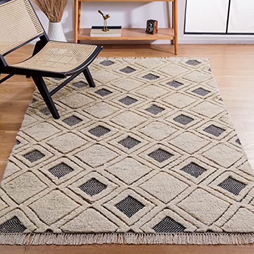 SAFAVIEH Boho Teppich für Wohnzimmer, Esszimmer, Schlafzimmer - Kenya Collection, Hoher Flor, Elfenbein und Schwarz, 183 X 274 cm SAFAVIEH Boho Teppich für Wohnzimmer, Esszimmer, Schlafzimmer - Kenya Collection, Hoher Flor, Elfenbein und Schwarz, 183 X 274 cm von Safavieh