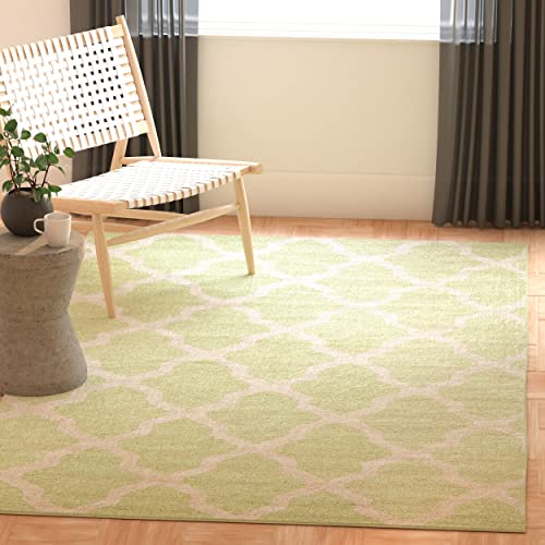 SAFAVIEH Spalier Teppich für Wohnzimmer, Esszimmer, Schlafzimmer - Cambridge Collection, Kurzer Flor, Hellgrün und Elfenbein, 122 X 183 cm von Safavieh