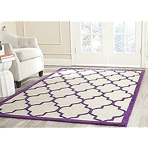 SAFAVIEH Geometrisch Teppich für Wohnzimmer, Esszimmer, Schlafzimmer - Cambridge Collection, Kurzer Flor, Elfenbein und Lila, 183 X 183 cm SAFAVIEH Geometrisch Teppich für Wohnzimmer, Esszimmer, Schlafzimmer - Cambridge Collection, Kurzer Flor, Elfenbein und Lila, 183 X 183 cm von Safavieh
