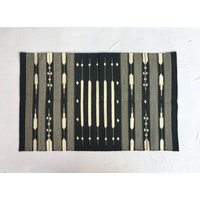 2.5 X 4'baumwolle Schwarz Und Weiß Hand Gewebt Teppich - 75 X 120 cm von SahjadCarpets