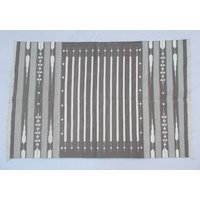 4 X 6 Baumwolle Streifen Teppich Dhurrie - Grau Und Weiß 4 X 6 Baumwolle Streifen Teppich Dhurrie - Grau Und Weiß von SahjadCarpets