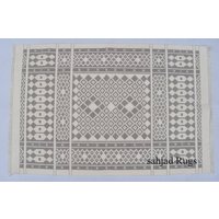 4x6 Baumwolle Grau Und Weiß Flach Webteppich - Royal Design Kelim Teppich 120180 cm, Komplett Handgewebter Dhurrie von SahjadCarpets