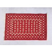 Kelim Teppich Handgefertigt Baumwollteppich in Verschiedenen Größen - Dunkelrot Kelim Teppich Handgefertigt Baumwollteppich in Verschiedenen Größen - Dunkelrot von SahjadCarpets