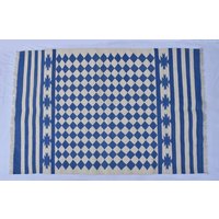 Mehrere Größen Royal Blau Und Weiß Handgemachter Moderner Design Kelim Teppich - Schöner Flacher Wend Kilim von SahjadCarpets