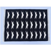 Mehrere Größen Schwarz-Weiß Handgemachter Moderner Design Teppich - Schöner Flacher Web-Schwarzer Kelim von SahjadCarpets