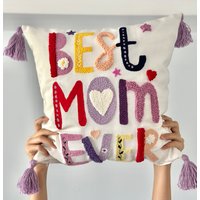 Muttertagsgeschenk, Handgetuftetes Dekokissen, Personalisiertes Benutzerdefiniertes Kissen, Geschenk Für Sie von SakuraPunchDesign
