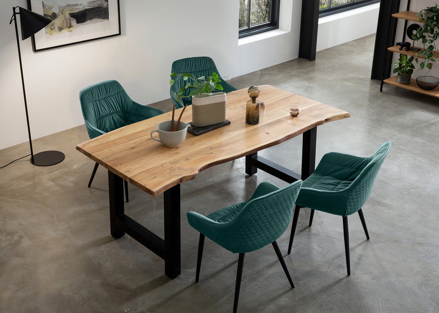 SalesFever Essgruppe Esszimmerausstattung aus Holz und Metall, (Set, 5-tlg), Essgruppe im stilvollen Look mit 4 Stühlen von SalesFever