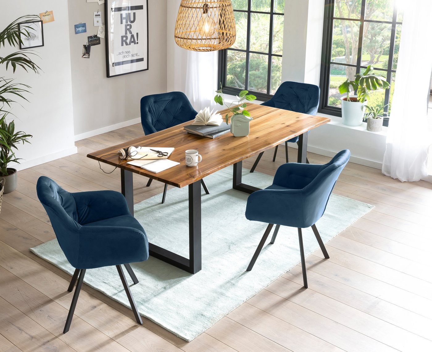 SalesFever Essgruppe, (Set, 5-tlg), Stühle mit 360° Drehplatte, Tischplatte mit echter Baumkante von SalesFever