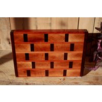 End Grain Massivholz Butcher Block, Walnuss, Kirschbaum, Arkansas Mahagoni, Von Bradley Brand - Made in Usa Seit 1903 End Grain Massivholz Butcher Block, Walnuss, Kirschbaum, Arkansas Mahagoni, Von Bradley Brand - Made in Usa Seit 1903 von SalineRiverWorkshop