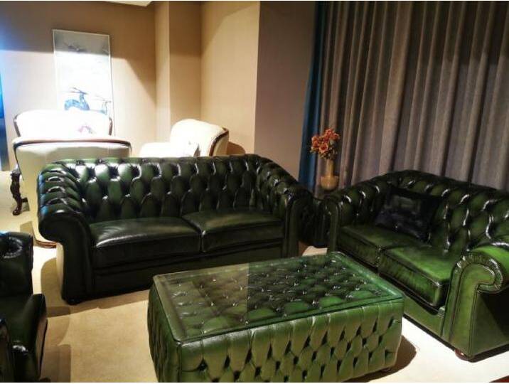 SOFORT LIEFERBAR Chesterfield XL Ledertisch Bolton Tisch Couchtisch Sonderpre... von Salottini