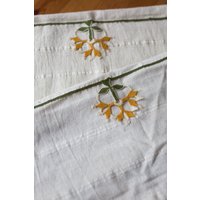 Bestickte Leinenserviette, Leinen-Hochzeits-Serviette, Individuelle Set Mit 1-2-4-6-8 Leinen-Servietten, Hochzeitstischdekoration von SaltYasamHome