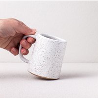 Gerader Becher in Weiß - 10 Unzen Kleiner Gerader Handgemachter Keramikbecher Salz Der Erde Öffner Gerader Becher in Weiß - 10 Unzen Kleiner Gerader Handgemachter Keramikbecher Salz Der Erde Öffner von SaltoftheEarthNC