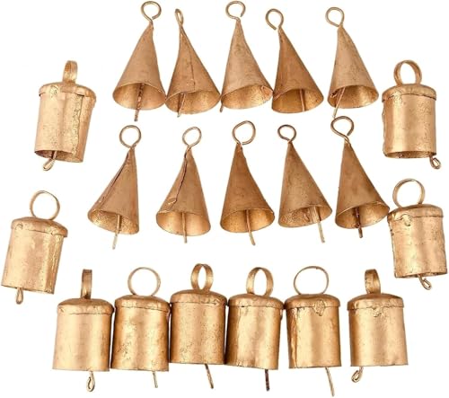 Set mit 20 Weihnachtsbaumglocken zur Dekoration – kleine Glöckchen, Hexenglocken und indische Blechglocken für rustikale Glocken und Weihnachtsbaum-Bastelarbeiten, 4,3 cm Set mit 20 Weihnachtsbaumglocken zur Dekoration – kleine Glöckchen, Hexenglocken und indische Blechglocken für rustikale Glocken und Weihnachtsbaum-Bastelarbeiten, 4,3 cm von Sambhav Quilt Hub