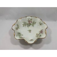 Vintage Haviland Limoges Schleiger Wildflower Footed Bowl, Gold Scolloped Und Patterned Edged Servierschüssel, Seltene von SamsFunkyFinds