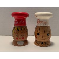 Vintage Mr. & Mrs Chef Salz Und Pfeffer Streuer, Handbemalte Köche Pfefferstreuer, Koch Pfefferstreuer von SamsFunkyFinds