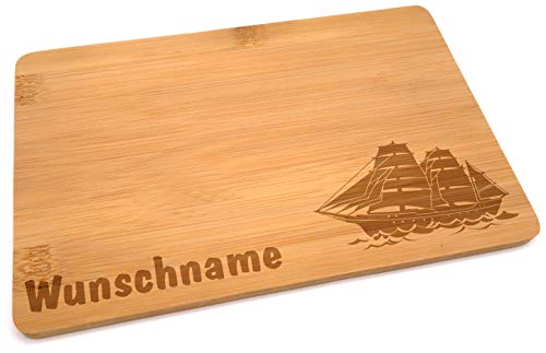 Samunshi® Holzbrett mit Gravur Segelschiff Schiff Boot Yacht aus Bambus Brett Frühstücksbrettchen als Holz Schneidebretter Holzbrett Küche von Samunshi