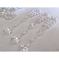 30 Minirosaries Mit Engeln in Weiß /Silver30 Schmuckstück Acryl-Boxen Silber Farbe 30 Minirosaries Mit Engeln in Weiß /Silver30 Schmuckstück Acryl-Boxen Silber Farbe von SanJoaquinCreations