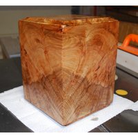 Verkauft-Custom Ahorn Maserbegleiter Urne-Bottom Laden-Handgefertigt-Selten Maserholz-Beinhaltet Kostenlose Basic Custom Laser Gravur-Fertig 1/20/25 von SanWoodStudios