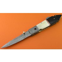 100% Handgemachtes Damast Kamelknochen Horn Liner Lock Klappmesser Geschenk Für Ihn Männer Dad Groomsmen Jahrestag Hochzeitsgeschenk Le821A-2 von SanaCutlery