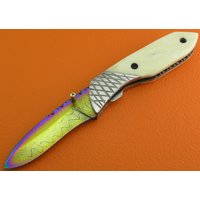 Handgefertigt Titan Damast Kamel Knochen Liner Lock Tasche Klappmesser Geschenk Für Ihn Her Dad Groomsmen Jahrestag Hochzeitsgeschenk 13Cbb-2 Handgefertigt Titan Damast Kamel Knochen Liner Lock Tasche Klappmesser Geschenk Für Ihn Her Dad Groomsmen Jahrestag Hochzeitsgeschenk 13Cbb-2 von SanaCutlery