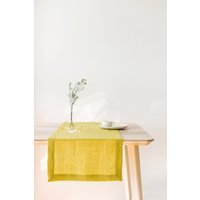 Chartreuse Gelber Leinen Tischläufer, Verschiedene Farben Natur Stonewashed Weicher Tischläufer von SandSnowLinen