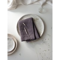 Lavendel Leinen Servietten Set, Trauben Auf Gehrung Geschnittene Ecken, Stone Washed Servietten, Hochzeit Set von SandSnowLinen