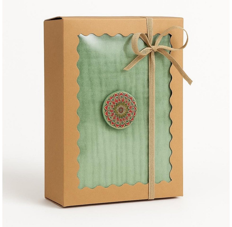 Plaid Musselin Plaid als Geschenk mit einer Kerze verschiedene Farben, Sandiik, Made in Stuttgart Plaid Musselin Plaid als Geschenk mit einer Kerze verschiedene Farben, Sandiik, Made in Stuttgart von Sandiik