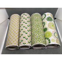 Waschbare Küchenrolle - Handgefertigt Natur-Grün-Töne Inkl. Rollenkörper Waschbare Küchenrolle - Handgefertigt Natur-Grün-Töne Inkl. Rollenkörper von SandraZierer