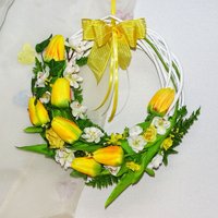 Frühlingskranz/Tulpenkranz Weidenkranz Mit Künstlichen Tulpen in Gelb-Orange von SandrasKreativStube
