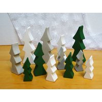 Tannenbäume Aus Beton/Adventsdeko Weiß, Grau, Grün Weihnachtsbäume Für Innen Und Außen von SandrasKreativStube