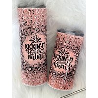 Kickin It With Mama Mini Leopard Glitter Mommy Me Becher Set 20Oz 12Oz von SandyStarfishNH