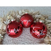 Personalisierte Weihnachtsbaumkugel/Christbaumkugel Mit 8cm Durchmesser Aus Glas | Matt & Glänzend Deinem Wunschtext von SandysWerk