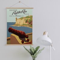 Hänger Gerahmt Leinwand Druck Von Vintage Puerto Rico Reise Werbung| Wand Kunstdrucke| Leinwandbild| Fertig Zum Aufhängen| Wanddekoration von Sangalyos