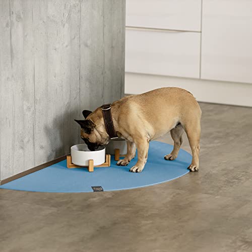 SanoZoo® Napfunterlage - Öko-TEX - Made in Germany - rutschfeste Futtermatte für Hunde & Katzen Halbrund 40x80cm Hellblau von SanoZoo